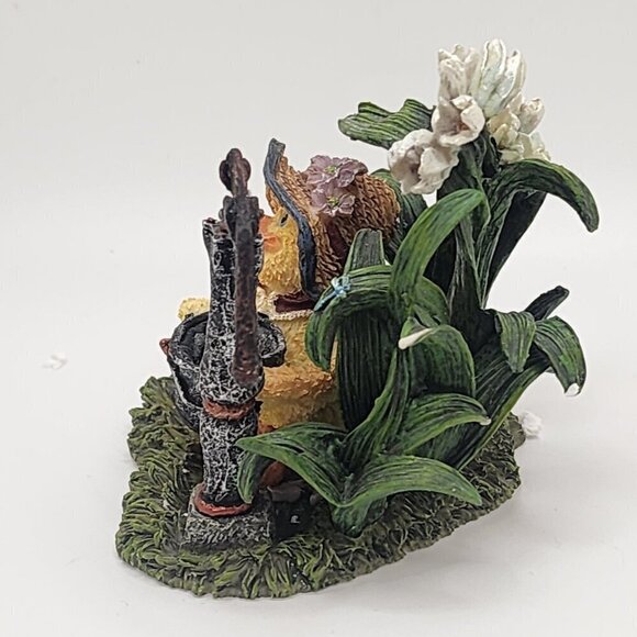 Vintage 2001 Boyds Bears Critter Co. "Dippy Quacken Waddle...Drop in a Basket" - Picture 3 of 7